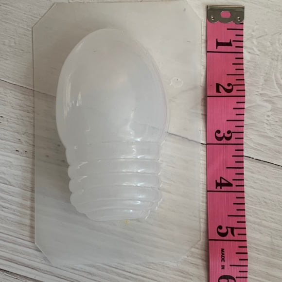 Christmas Lightbulb Bathbomb Mold - GUC - Picture 4 of 4